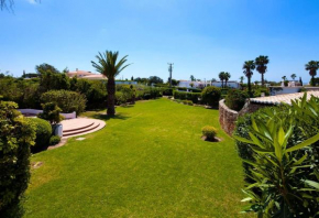 Villa Carvoeiro Clube 3 bedroom villa with heated private pool